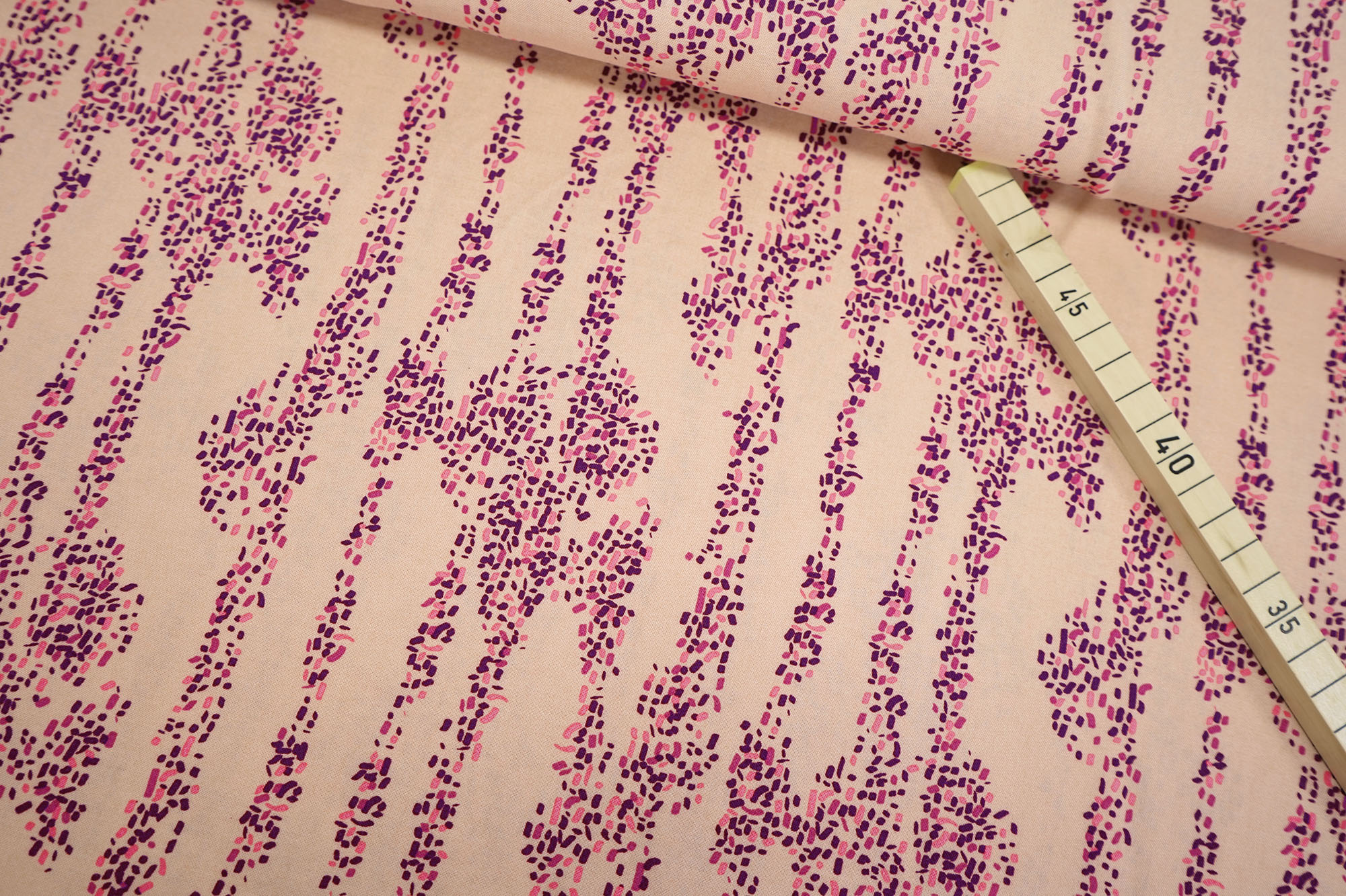 Viscose fabric - Crazy Stripe - Fibre Mood - antique pink