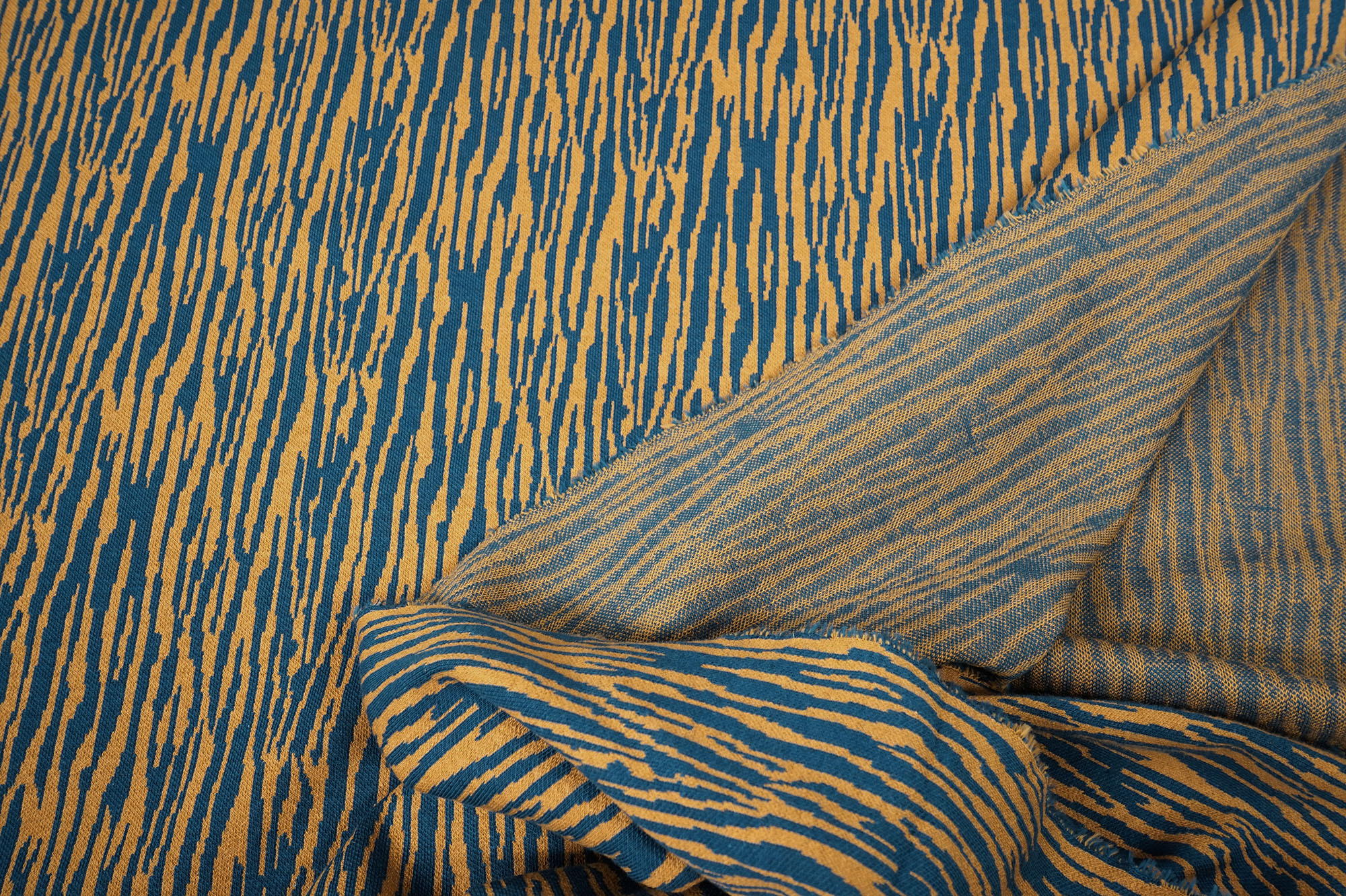Organic Bark Jacquard mind the MAKER dry mustard/ocean
