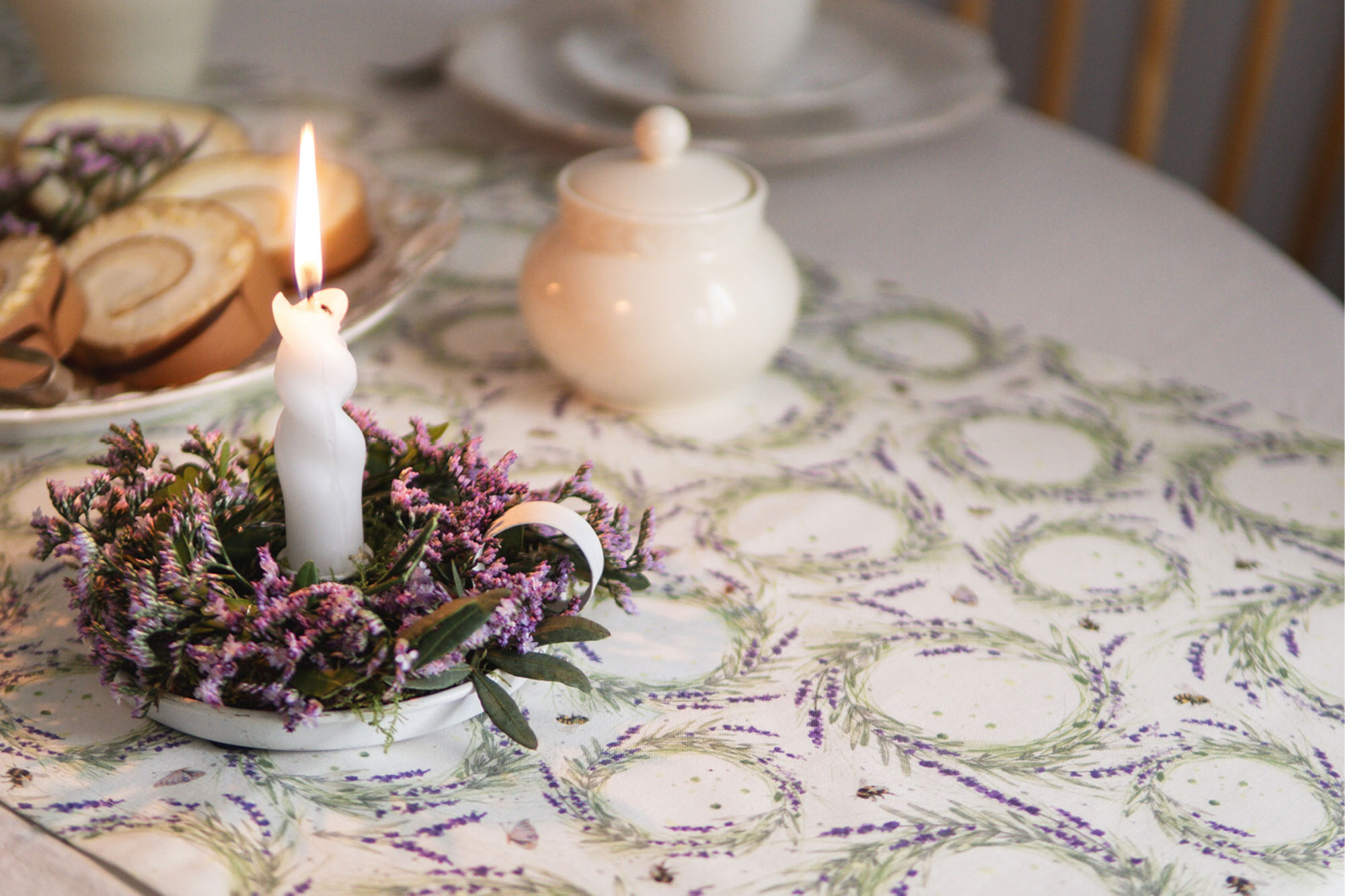 acufactum - Cotton fabric - Lavender wreaths - Kerstin Heß