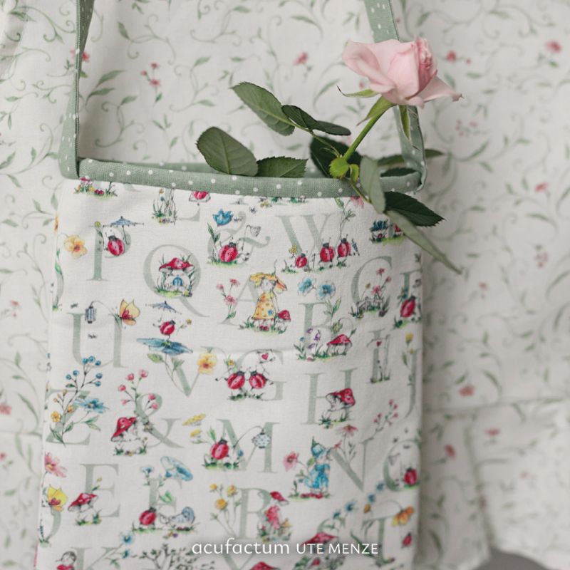 acufactum - Cotton fabric - Wiesenfest Alphabet - Carola Gutwill