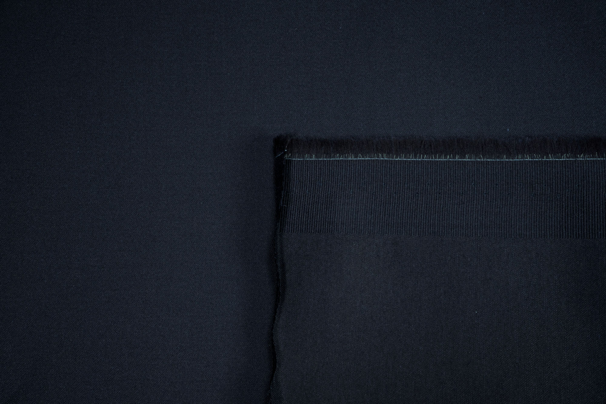 Cotton satin slightly elastic uni dark blue
