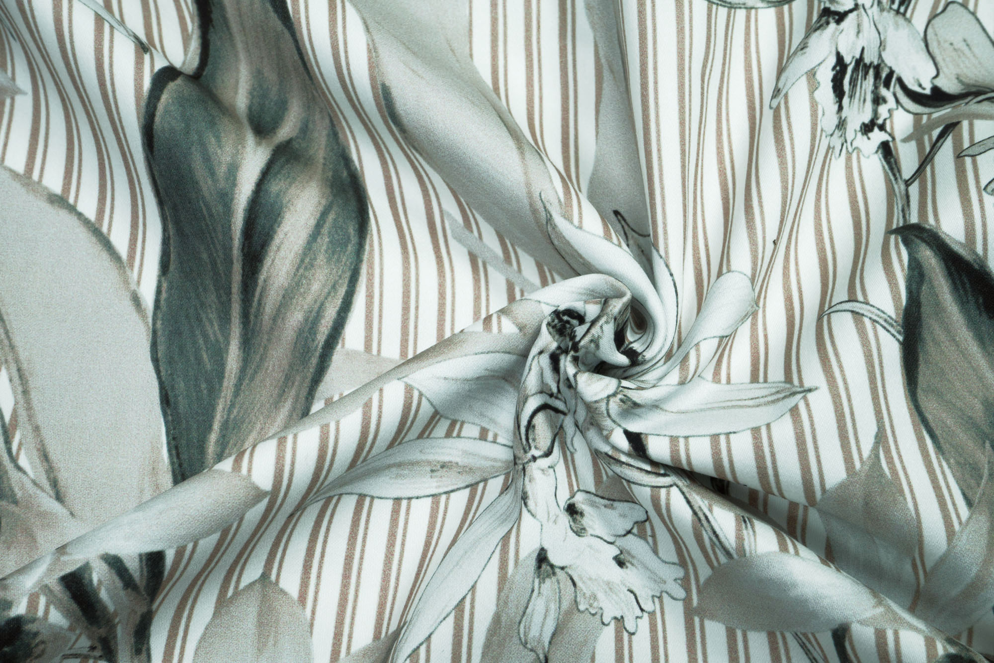 Cotton satin elastic flowers on stripes