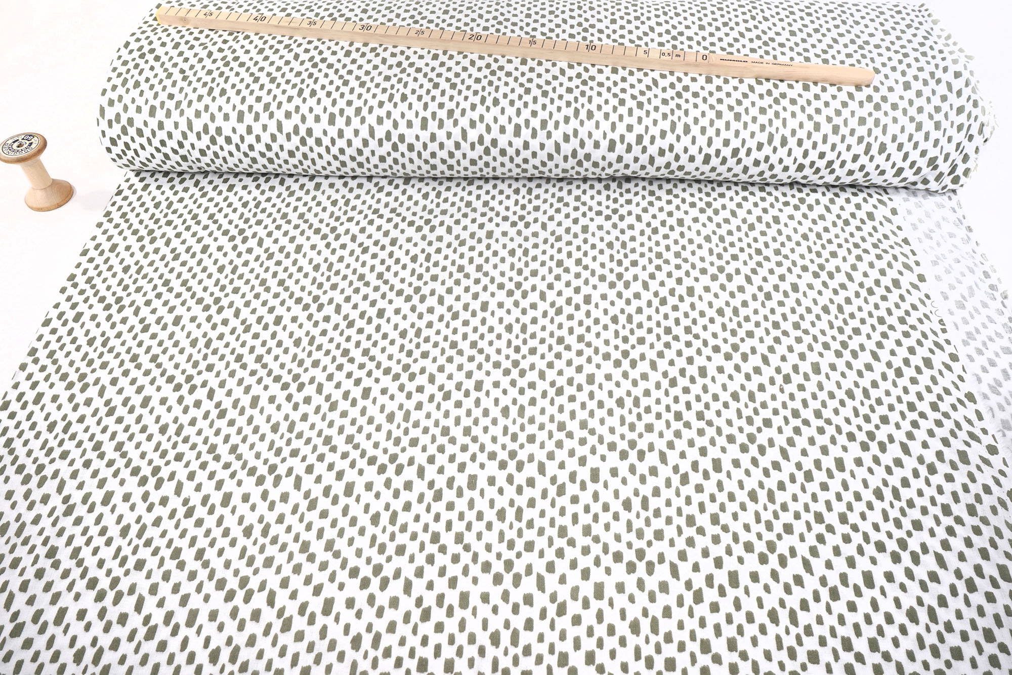 Organic Musselin double gauze squares olive on white