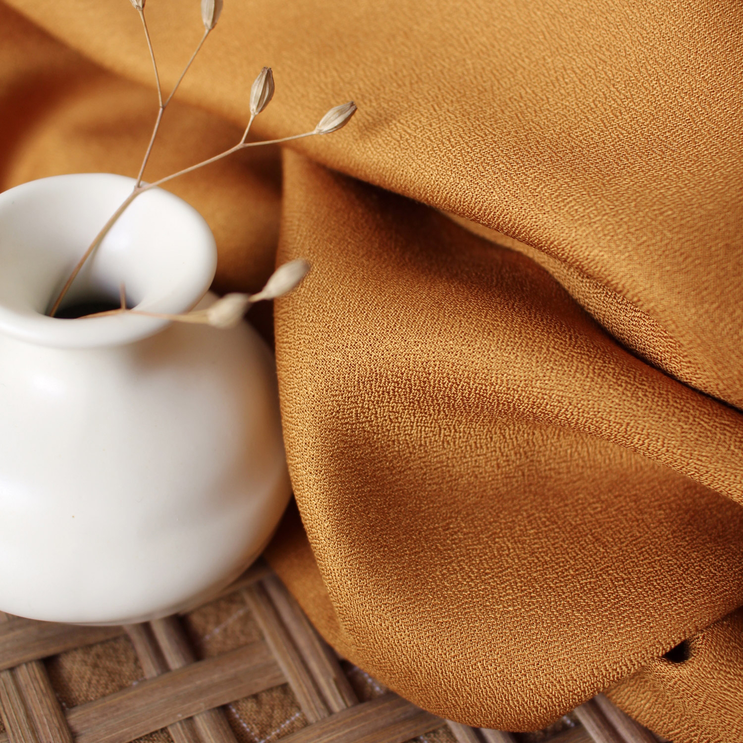Viscose crepe Ochre by Atelier Brunette