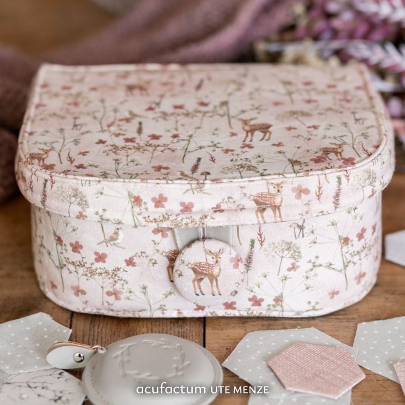 acufactum • Cotton fabric • Deer and flowers • Kerstin Heß