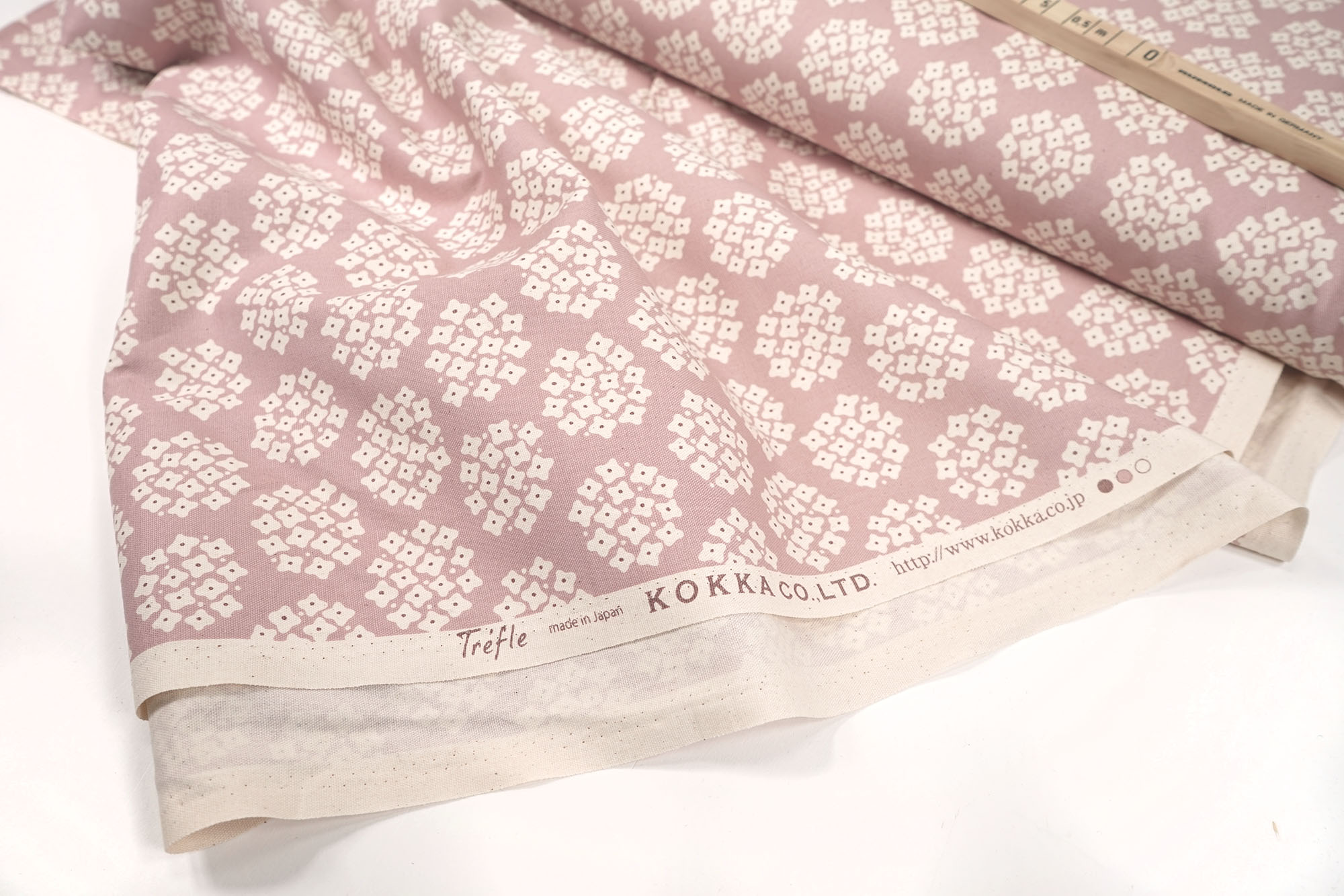 Kokka - Canvas - Teiban Pale Pink - unbleached