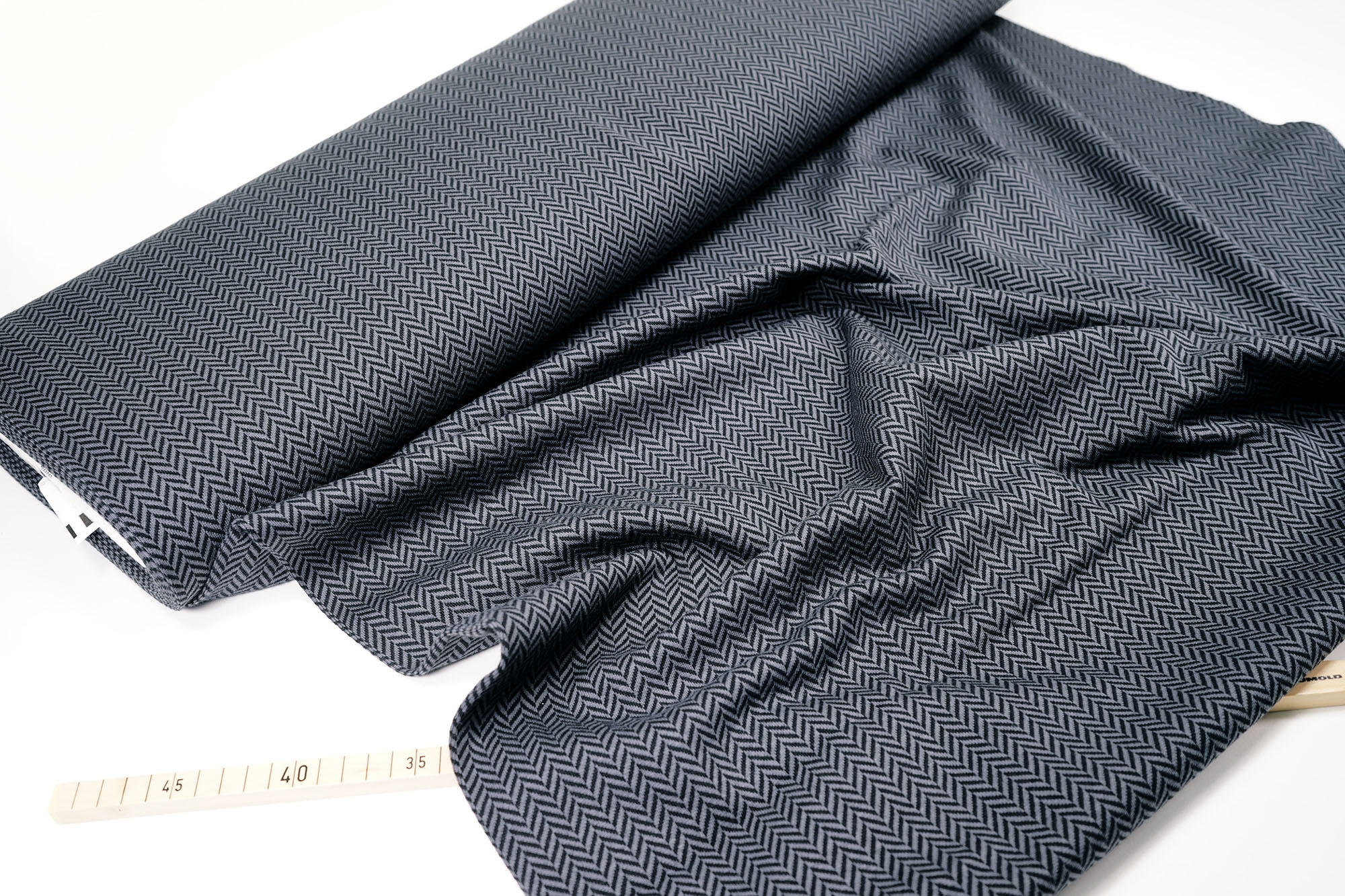 Stoffonkel - Organic jacquard - herringbone - black (GOTS)