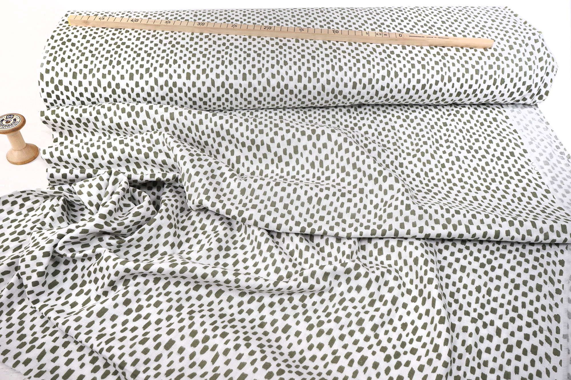 Organic Musselin double gauze squares olive on white