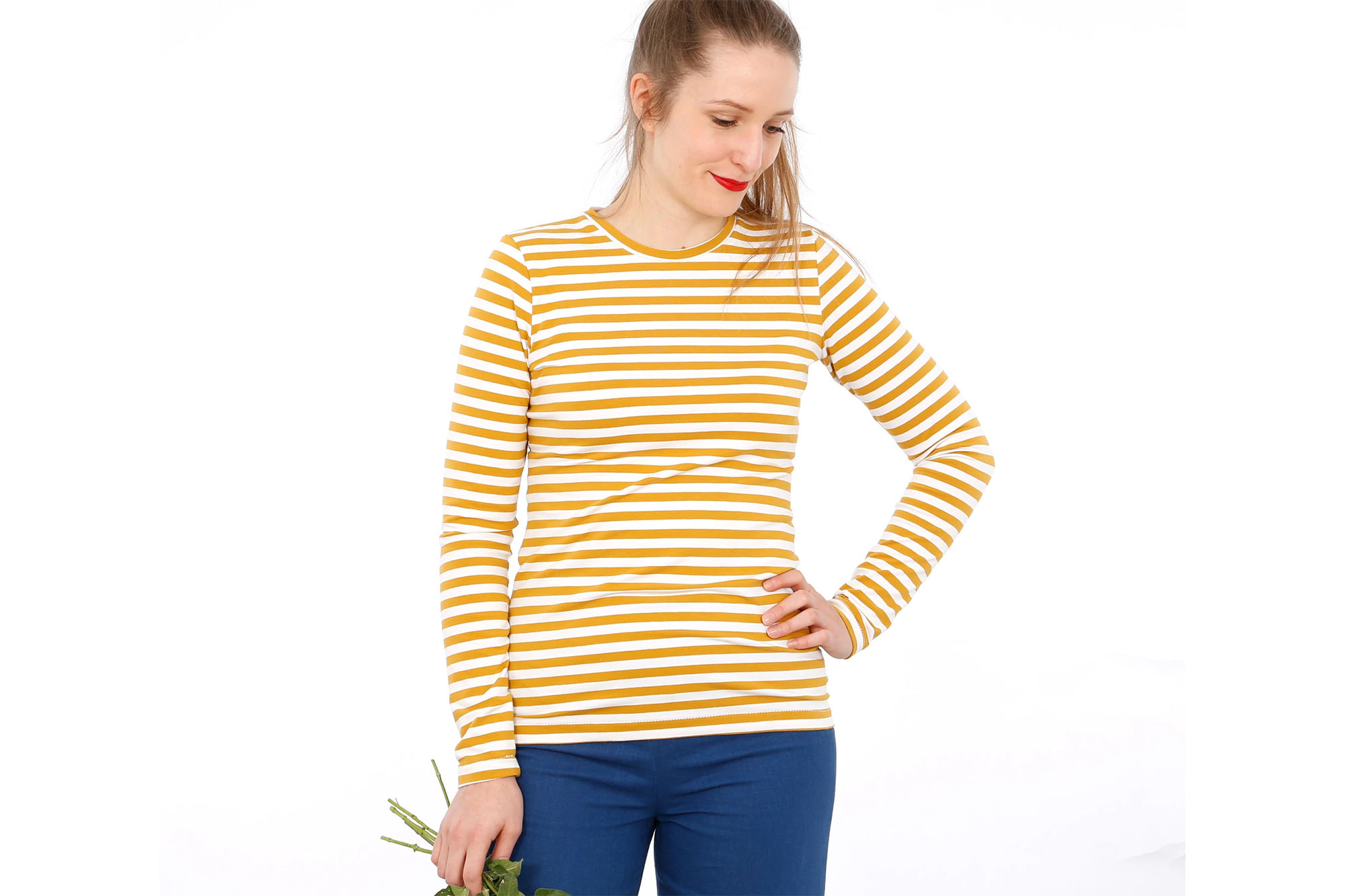 Frau Tania - Body-hugging basic shirt - Paper pattern - Schnittreif