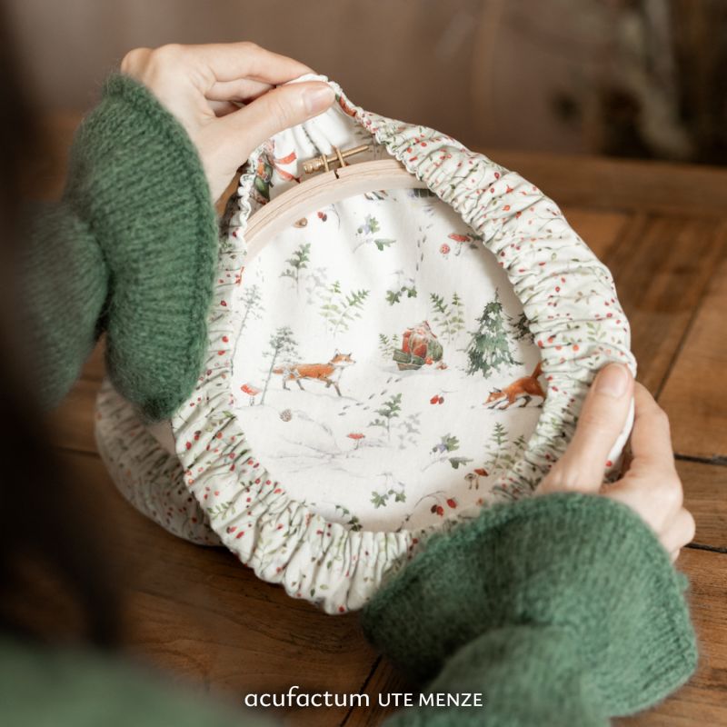 acufactum • Cotton fabric • Mini winter berries