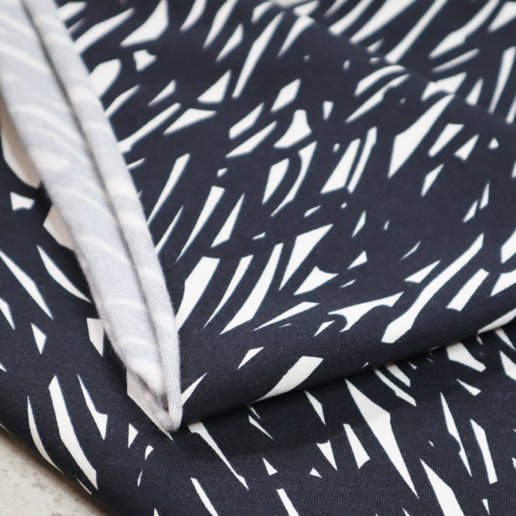meet MILK - Sava Sweat Sketchy - black